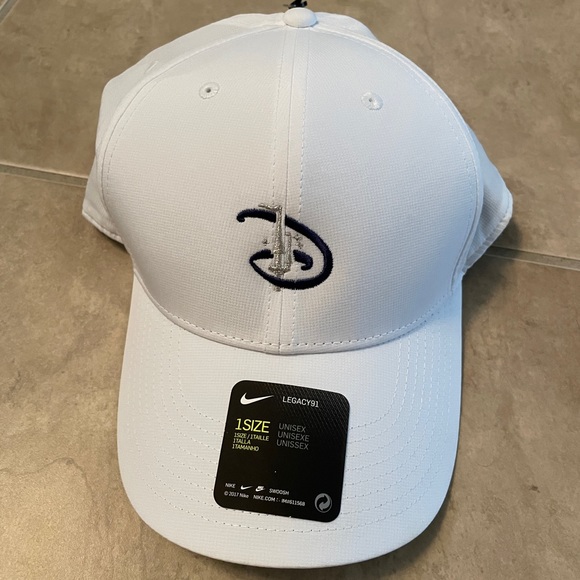 Nike Legacy91 Disney D Logo w/ Castle Turret & Flag White w/ Black Hat NEW